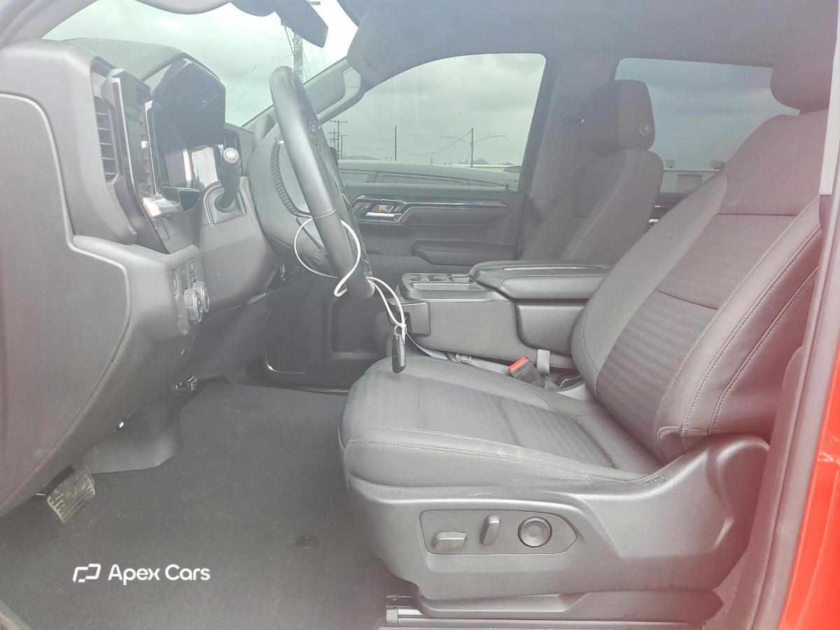 Chevrolet Silverado 2023