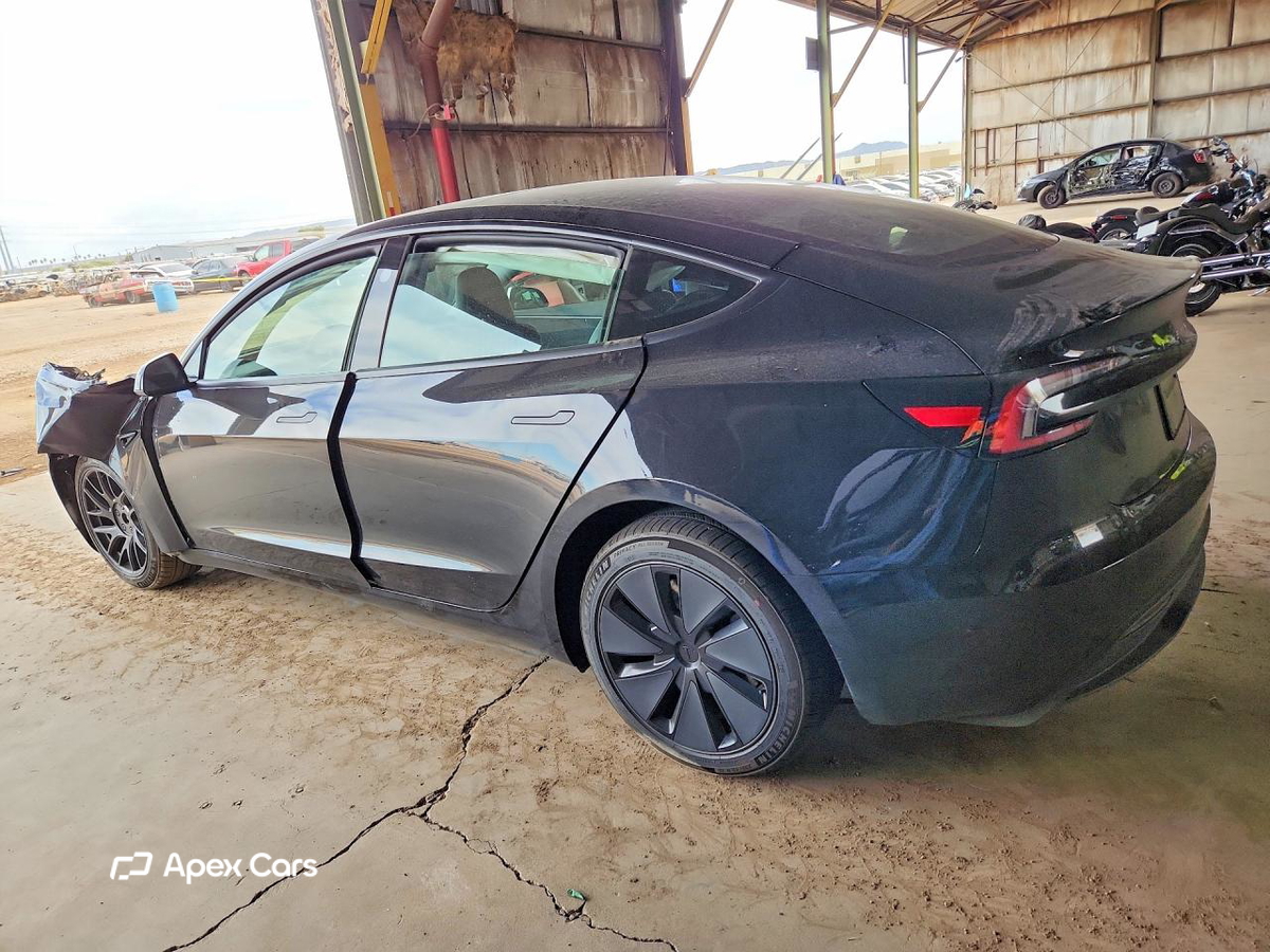 Tesla Model 3 2025
