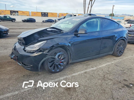 Tesla Model Y 2022 - Image 1 of 14