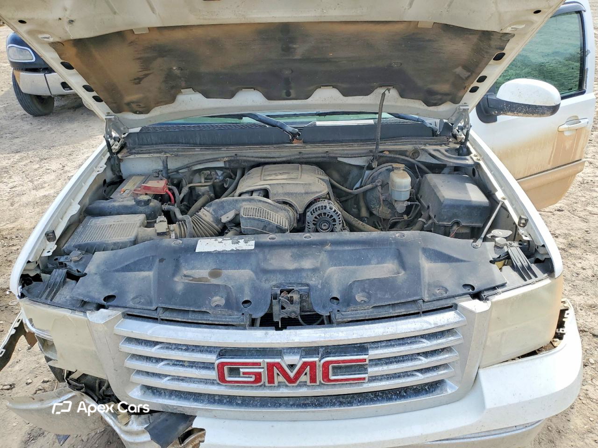 GMC Sierra 2013