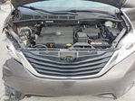 Toyota Sienna 2011