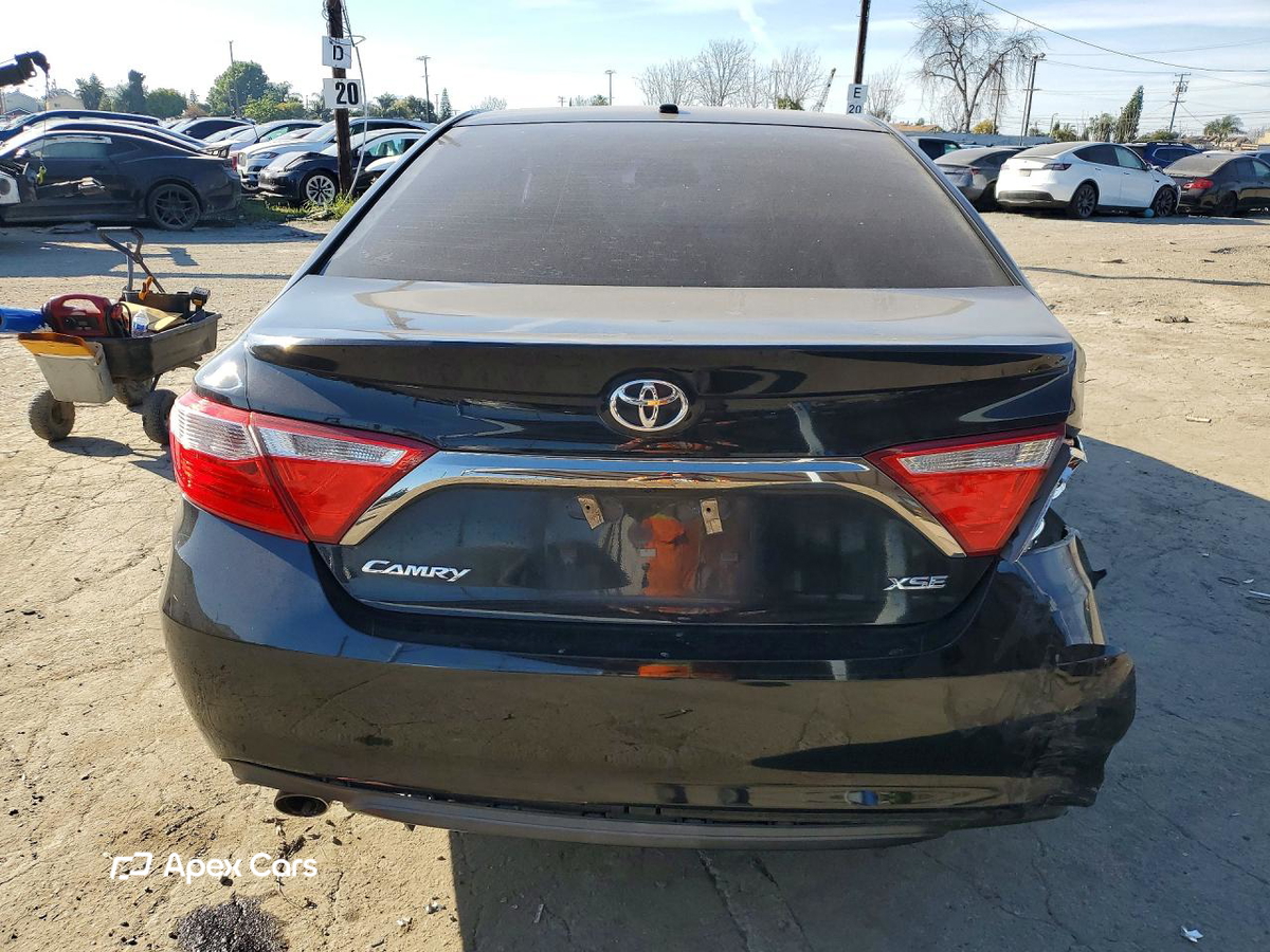 Toyota Camry 2017