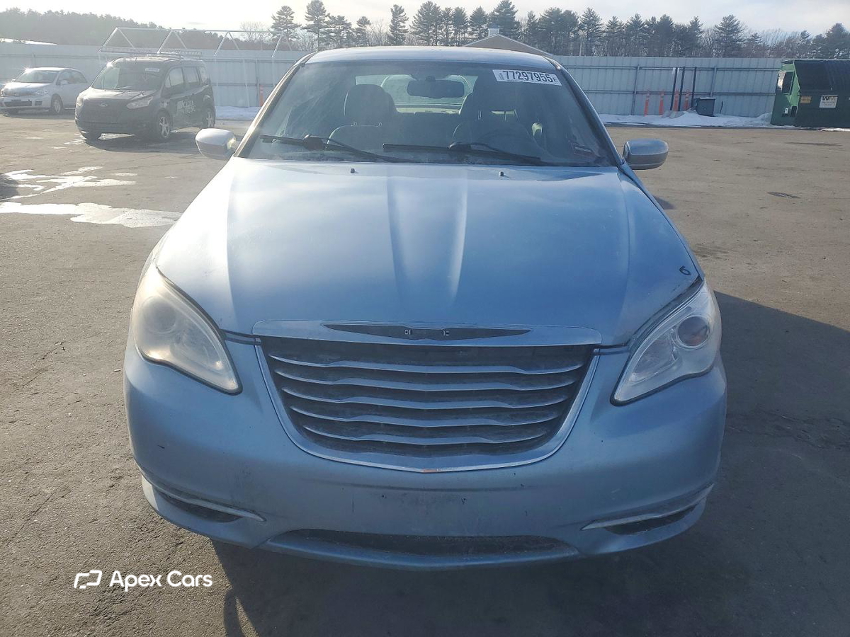 Chrysler 200 2012