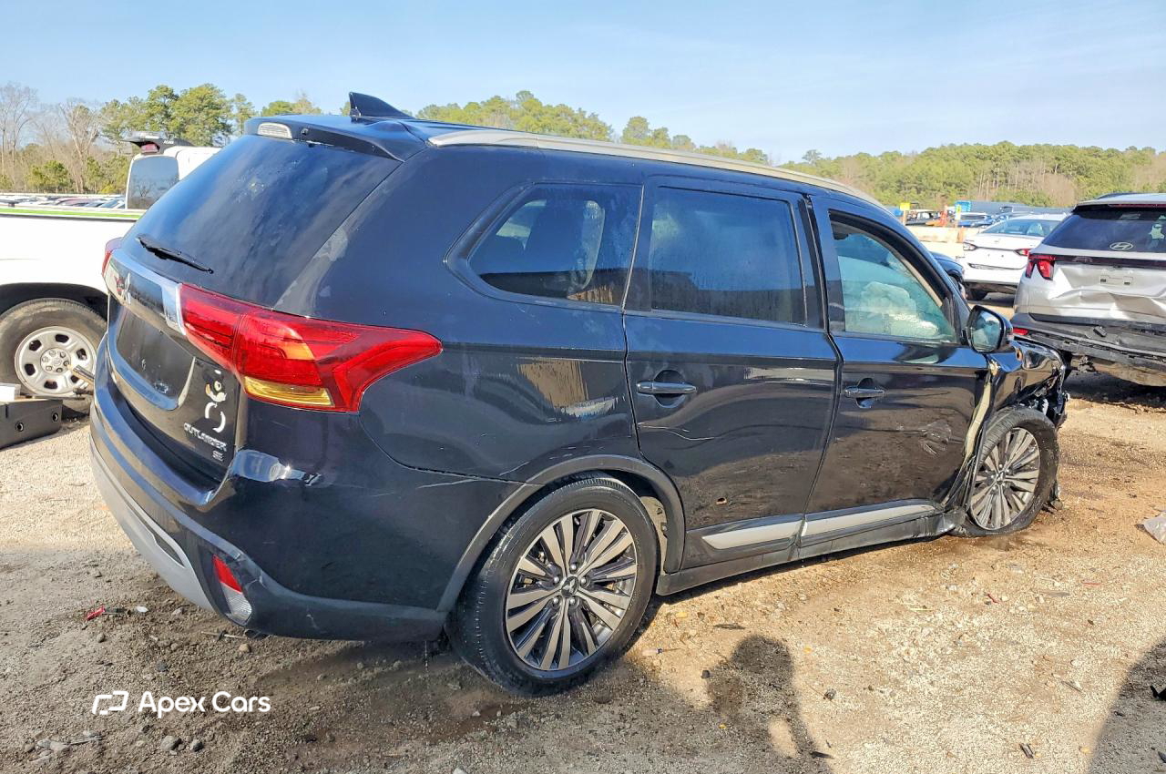 Mitsubishi Outlander 2020