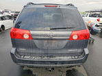 Toyota Sienna 2010