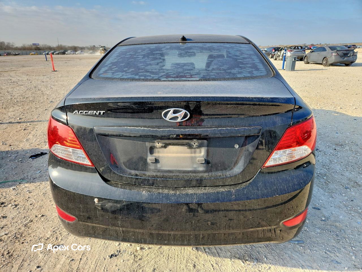 Hyundai Accent 2013