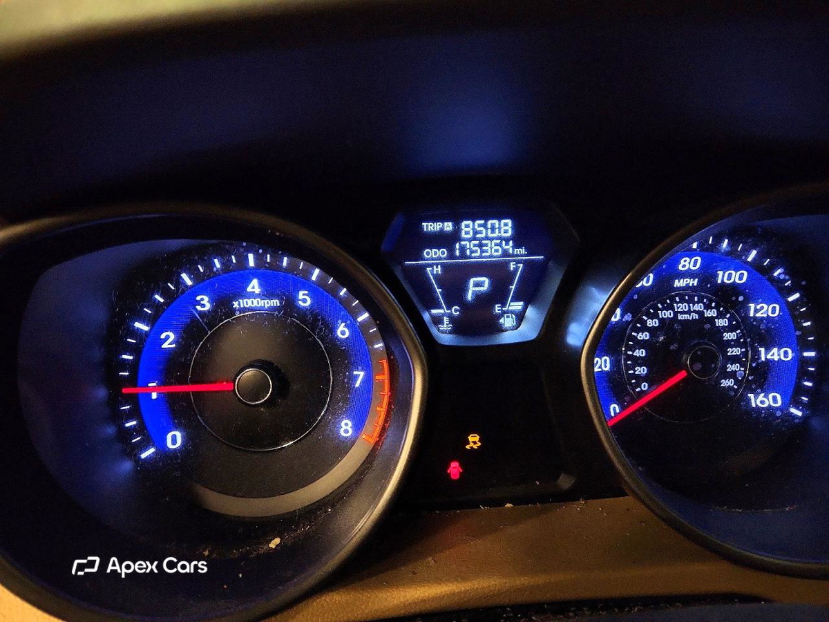 Hyundai Elantra 2013
