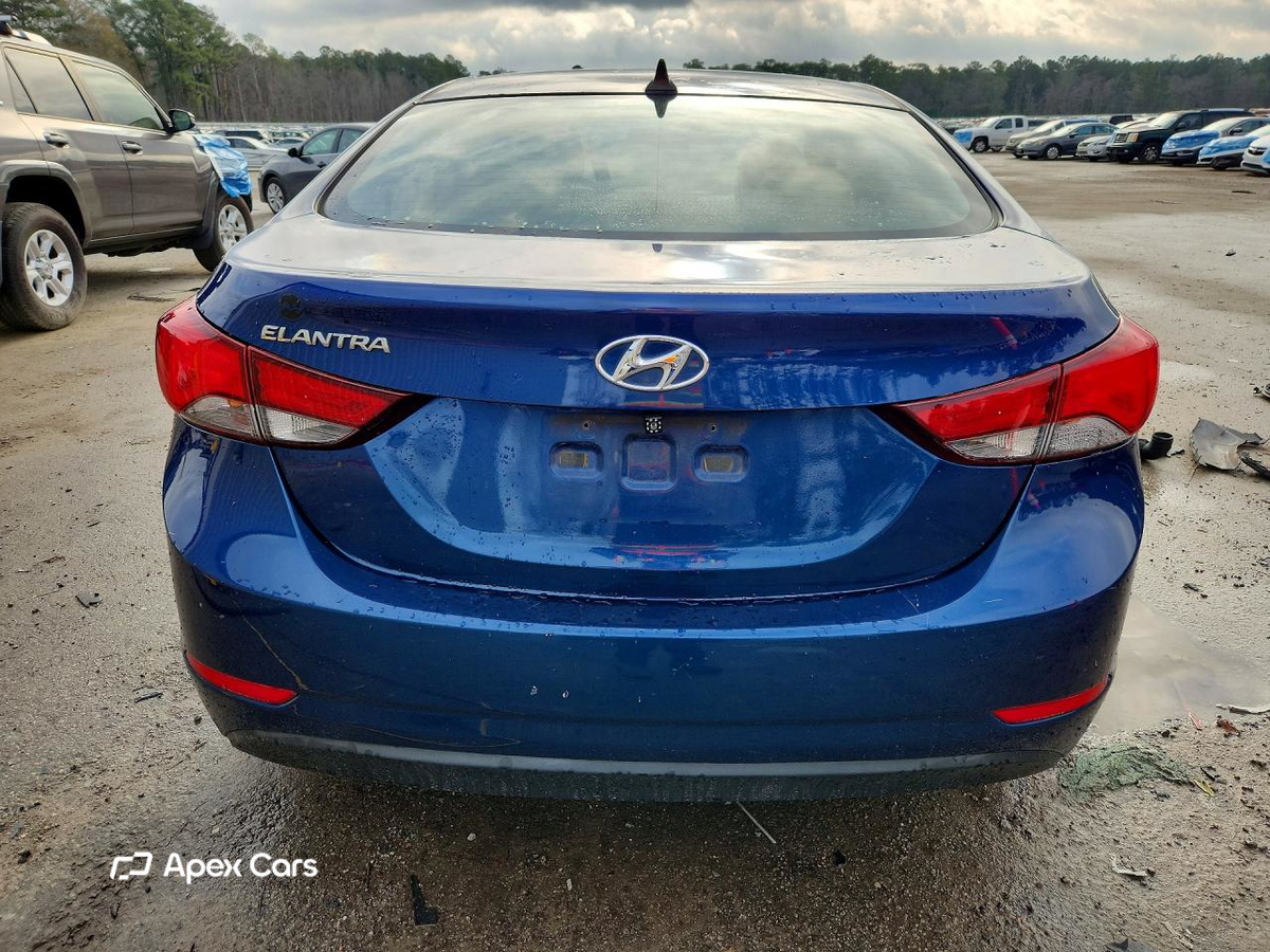 Hyundai Elantra 2016