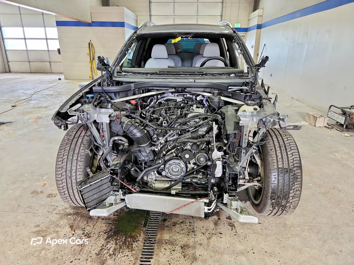BMW X7 2025