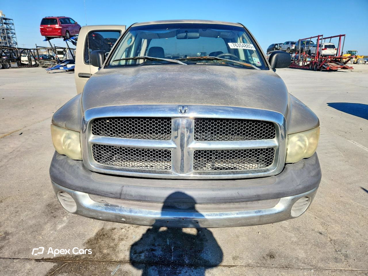 Dodge RAM 2002