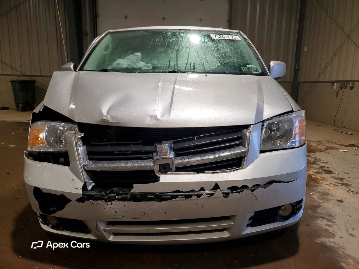 Dodge Caravan 2010