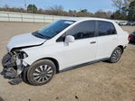 Nissan Versa 2011
