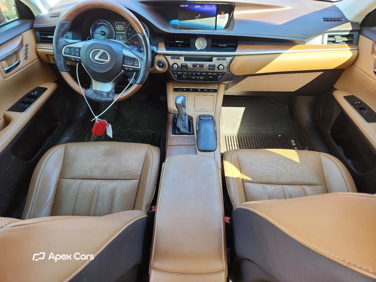 Lexus ES 2017