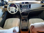 Toyota Sienna 2011