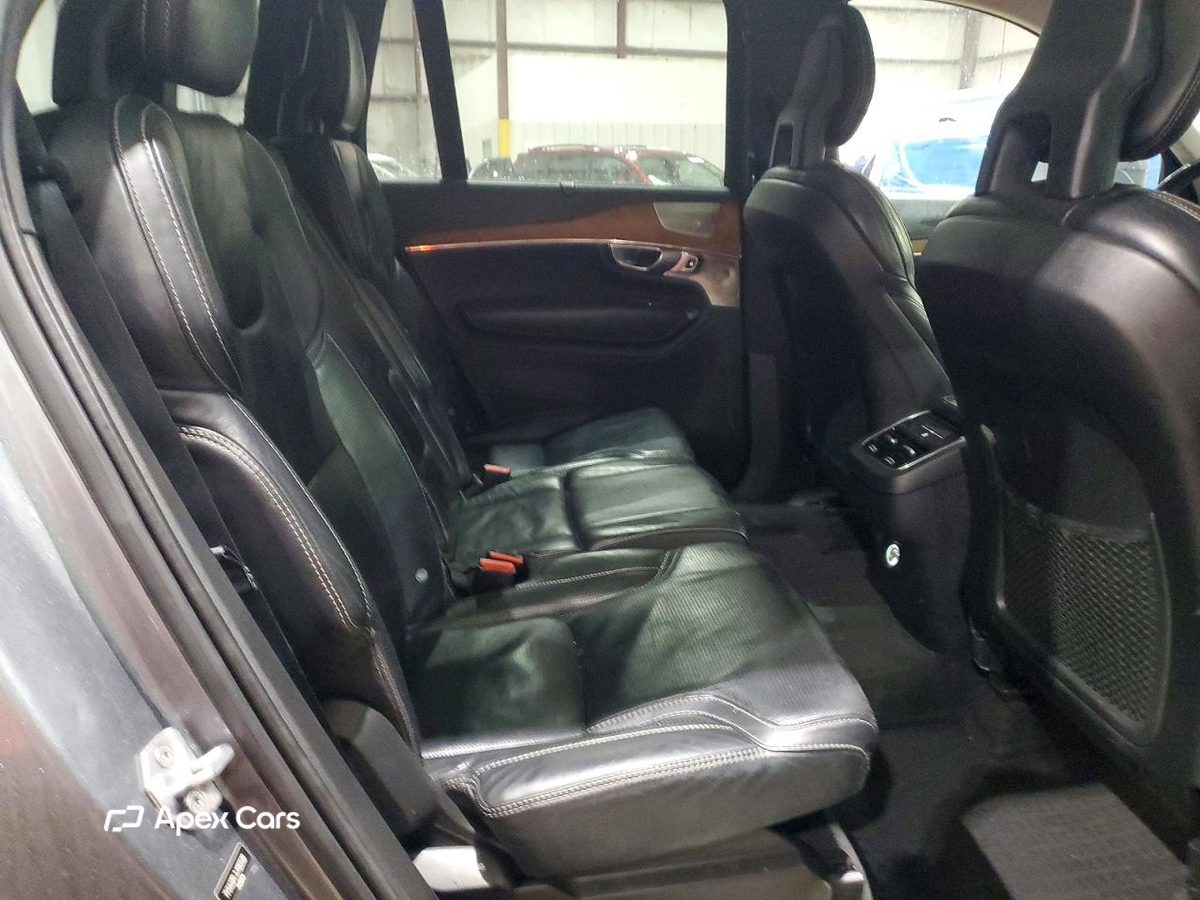 Volvo XC90 2018