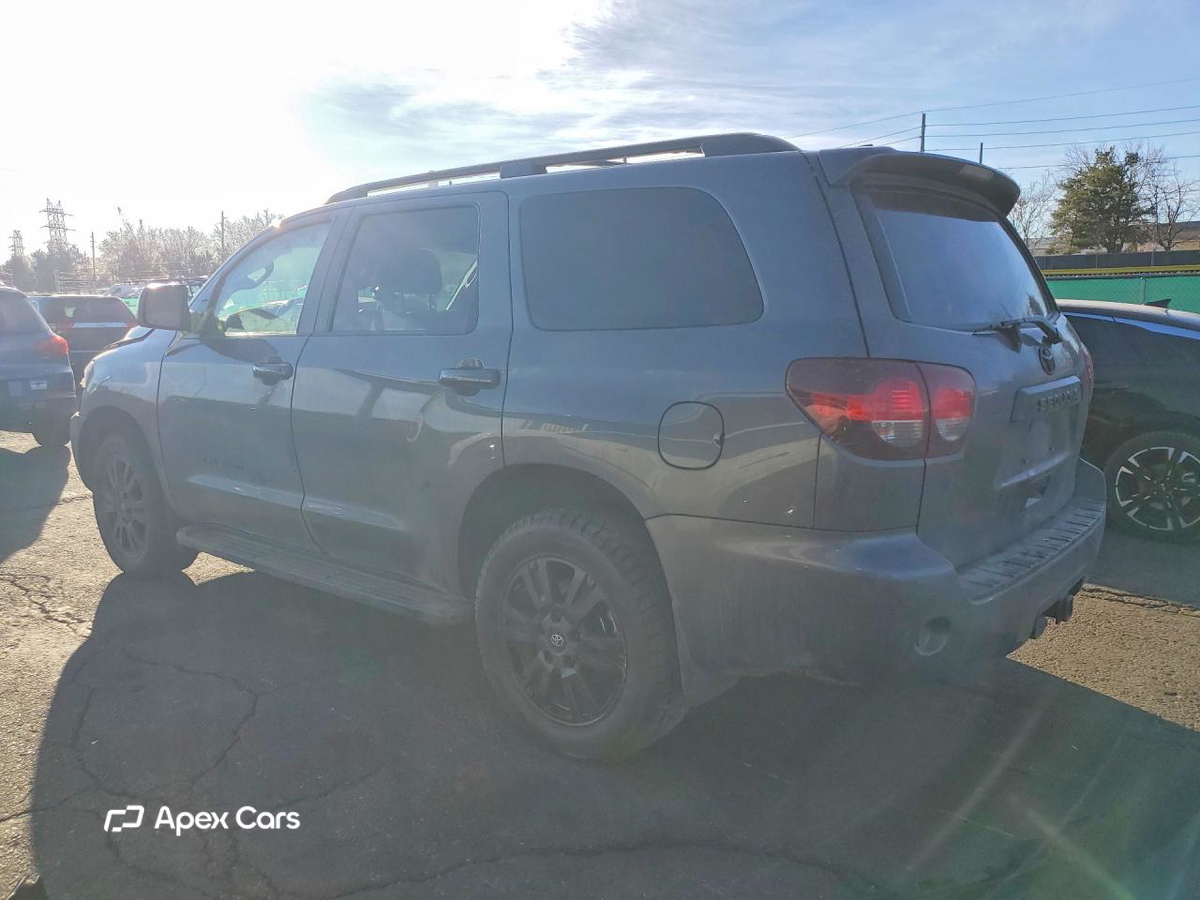 Toyota Sequoia 2021