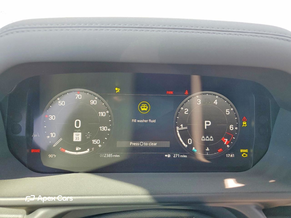Land Rover Defender 2025
