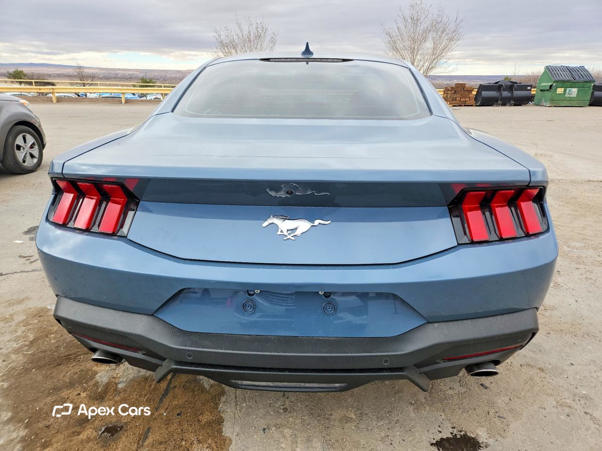 Ford Mustang 2025