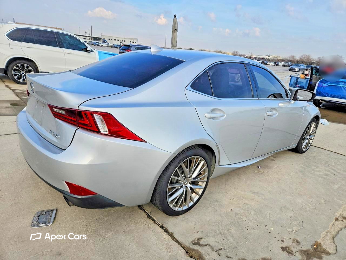 Lexus IS 2014