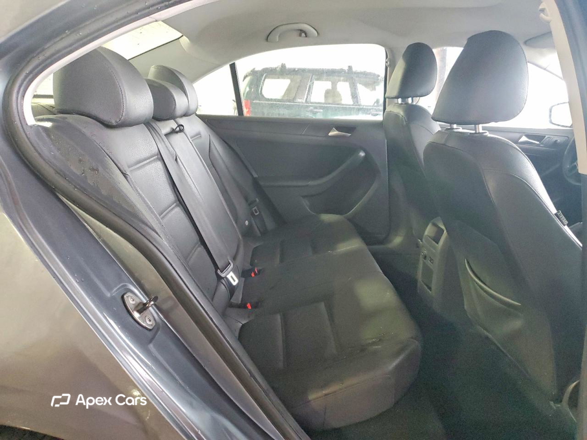 Volkswagen Jetta 2012