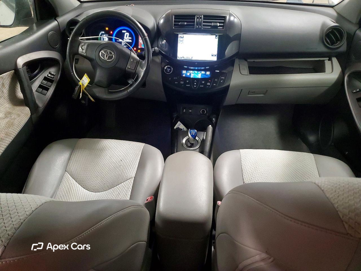 Toyota RAV 4 2014