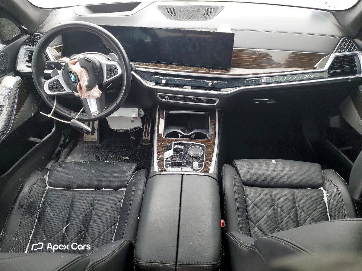 BMW X7 2024