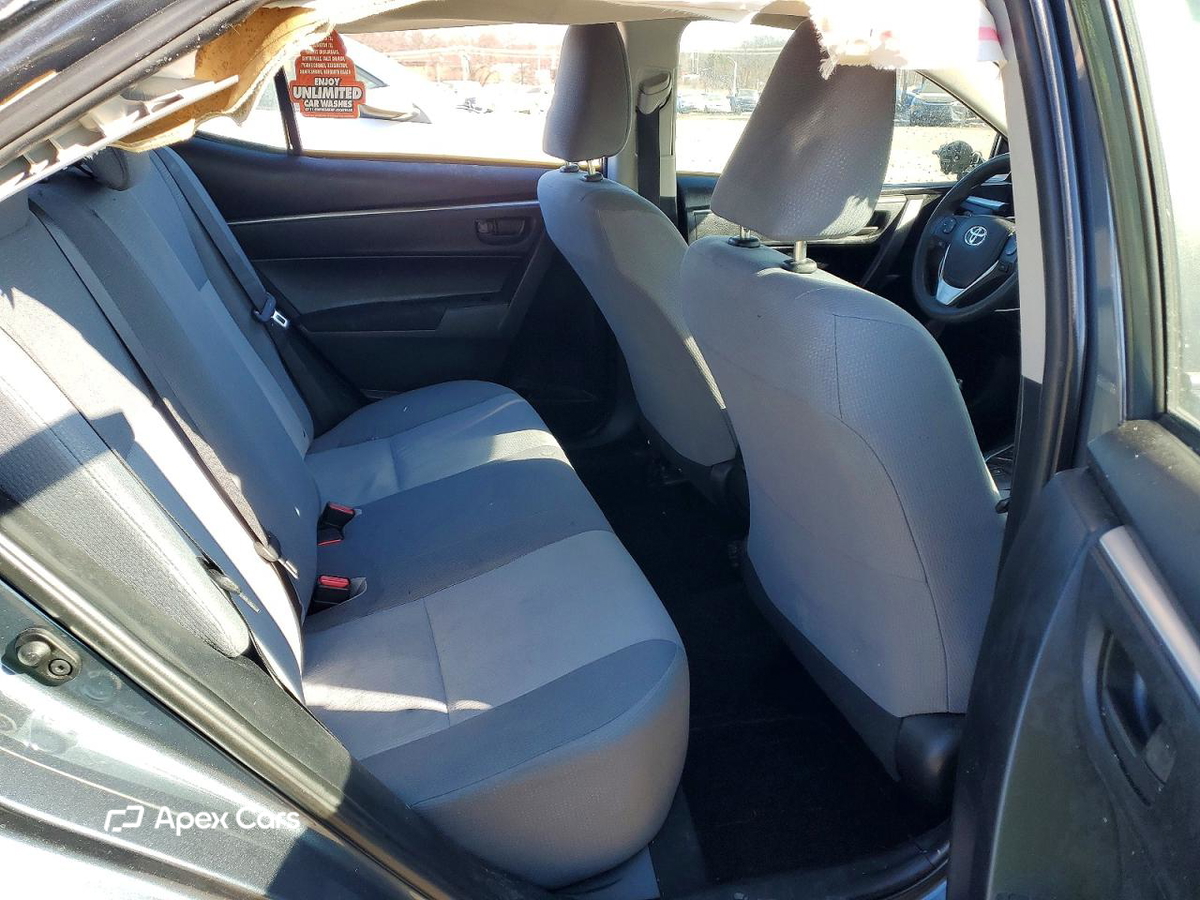 Toyota Corolla 2015