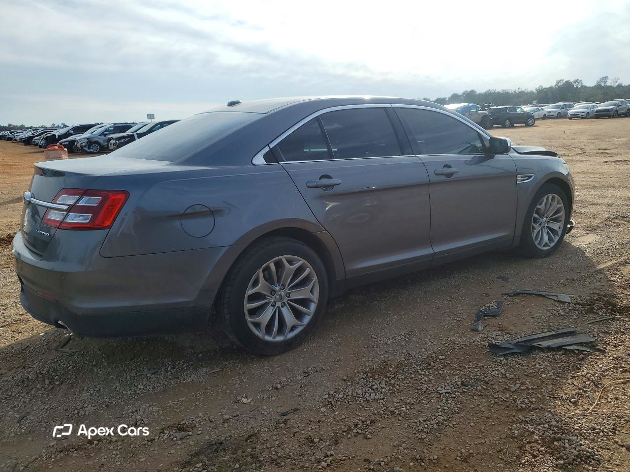 Ford Taurus 2013