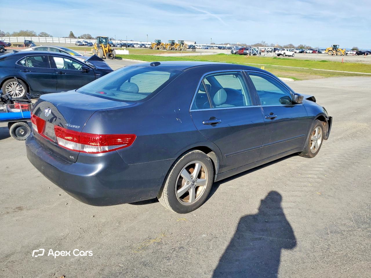 Honda Accord 2004
