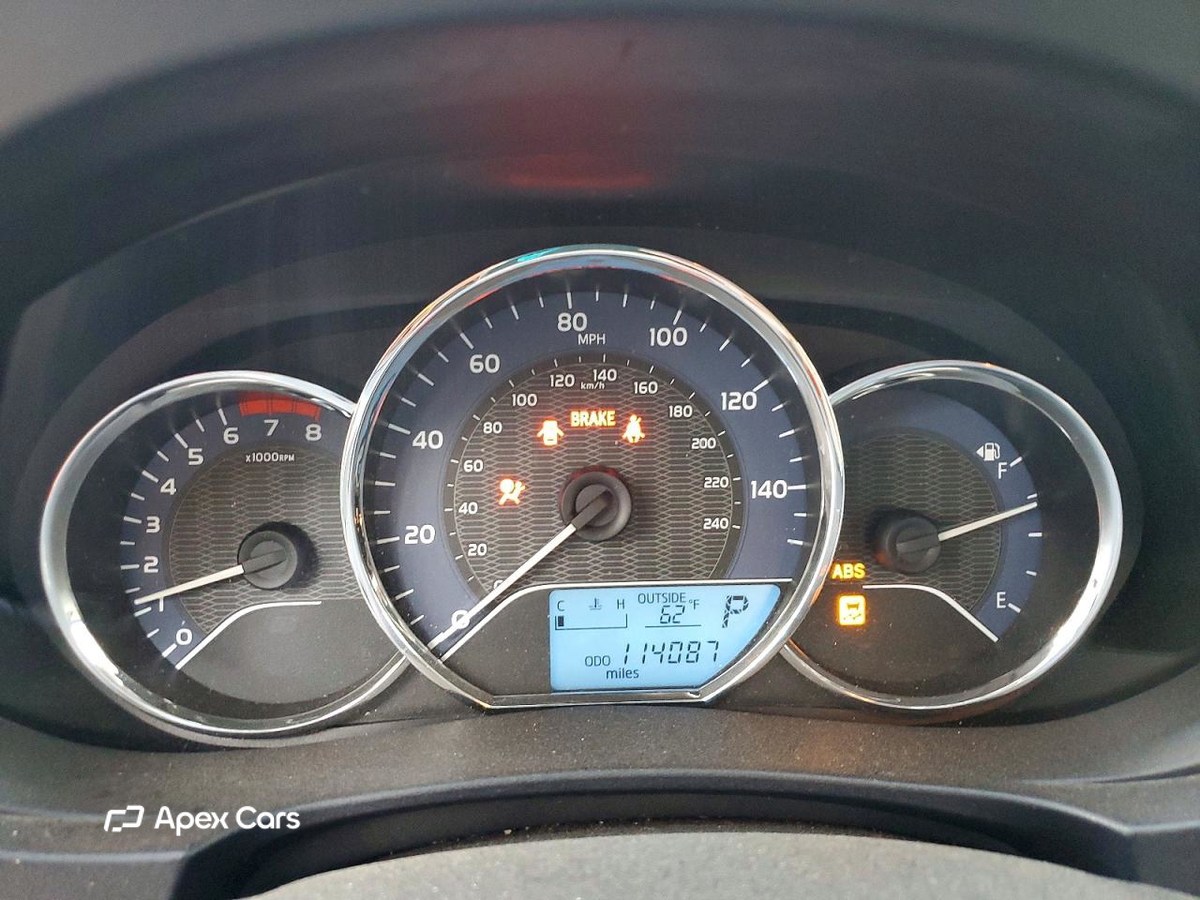 Toyota Corolla 2015