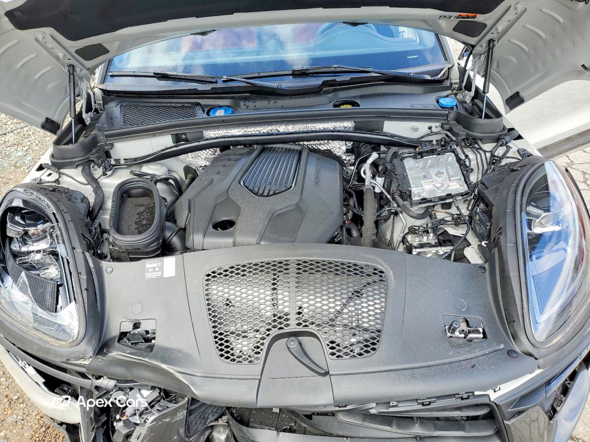 Porsche Macan 2025