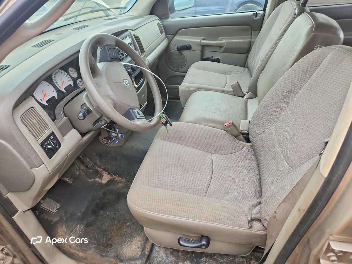 Dodge RAM 2004