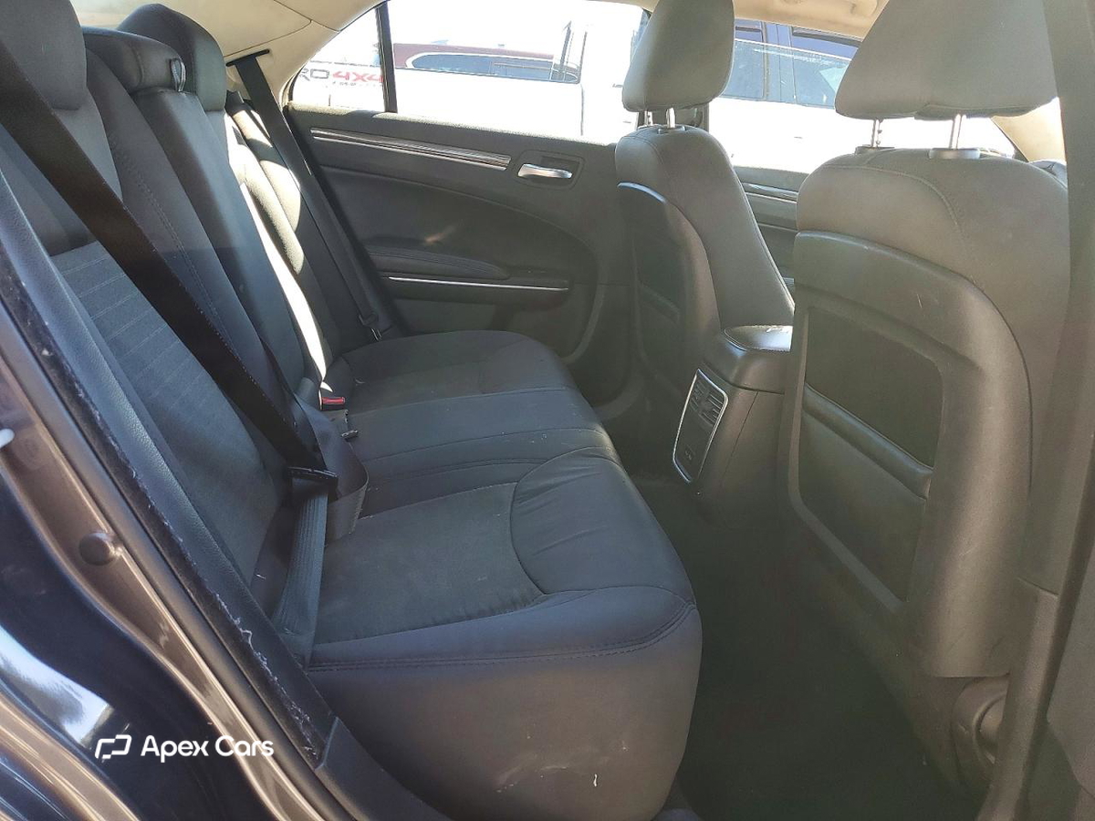 Chrysler 300 2019