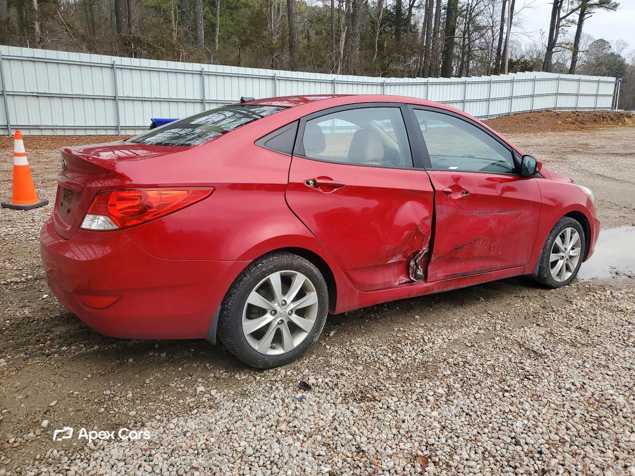 Hyundai Accent 2013