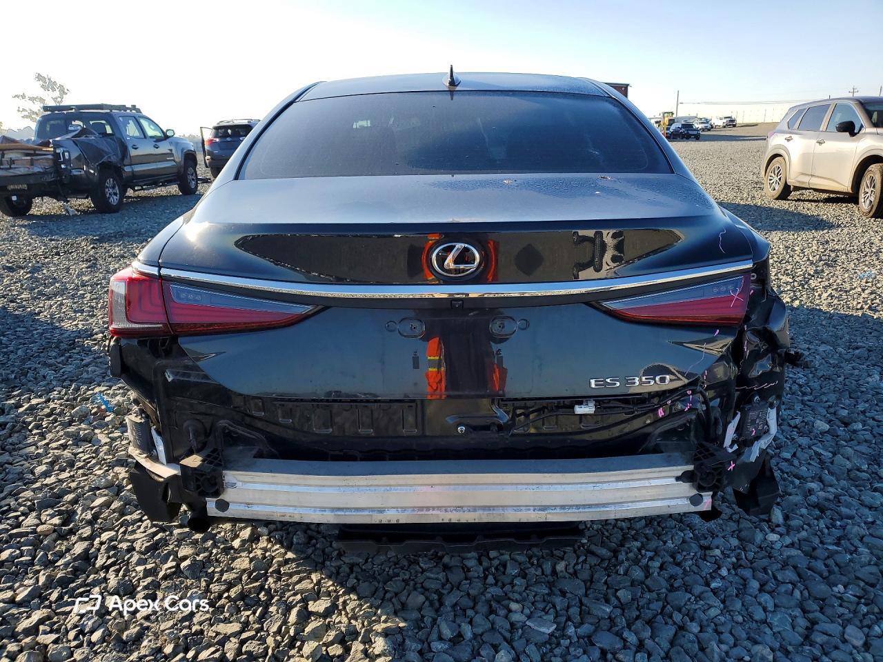 Lexus ES 2022