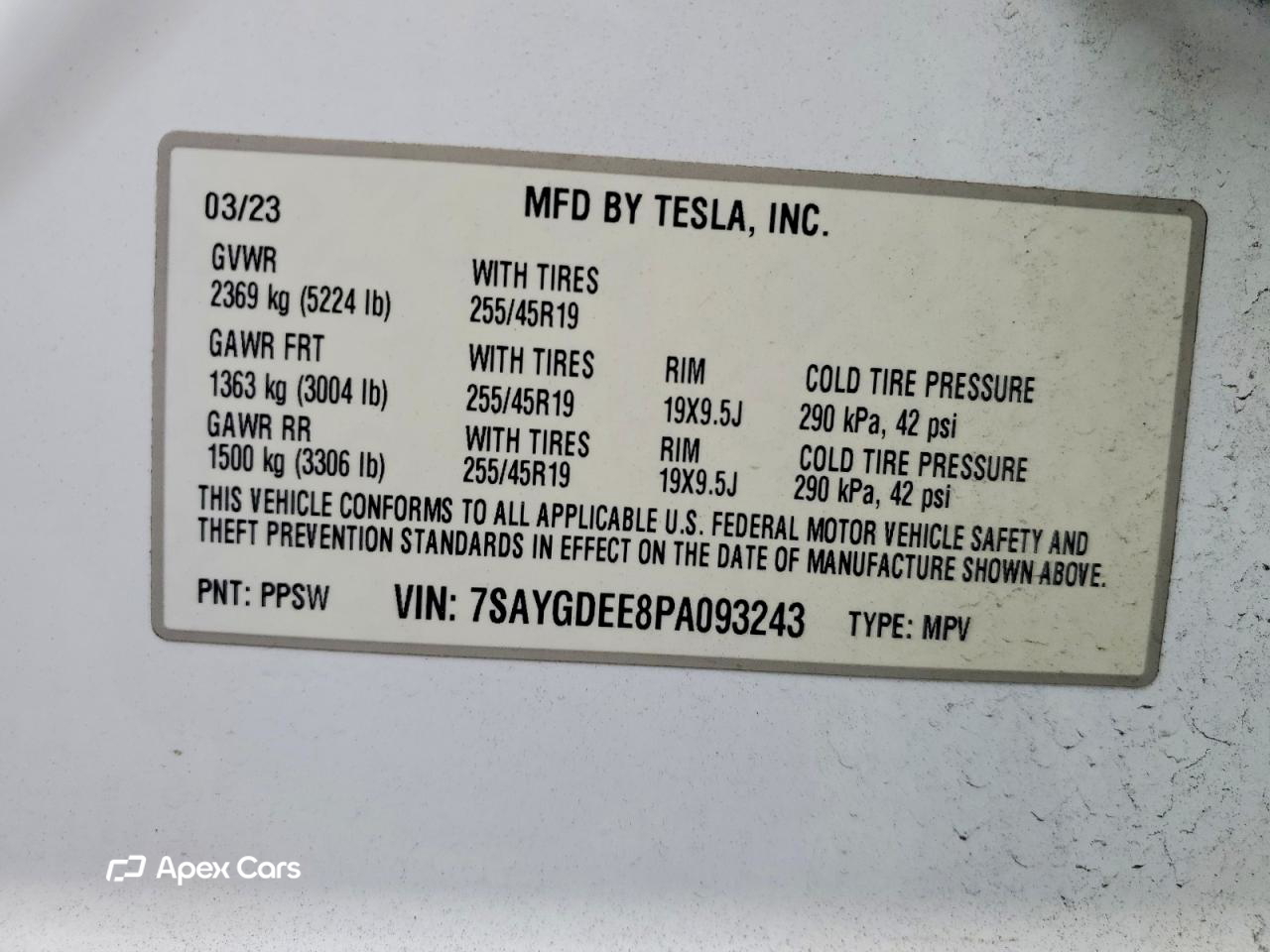 Tesla Model Y 2023
