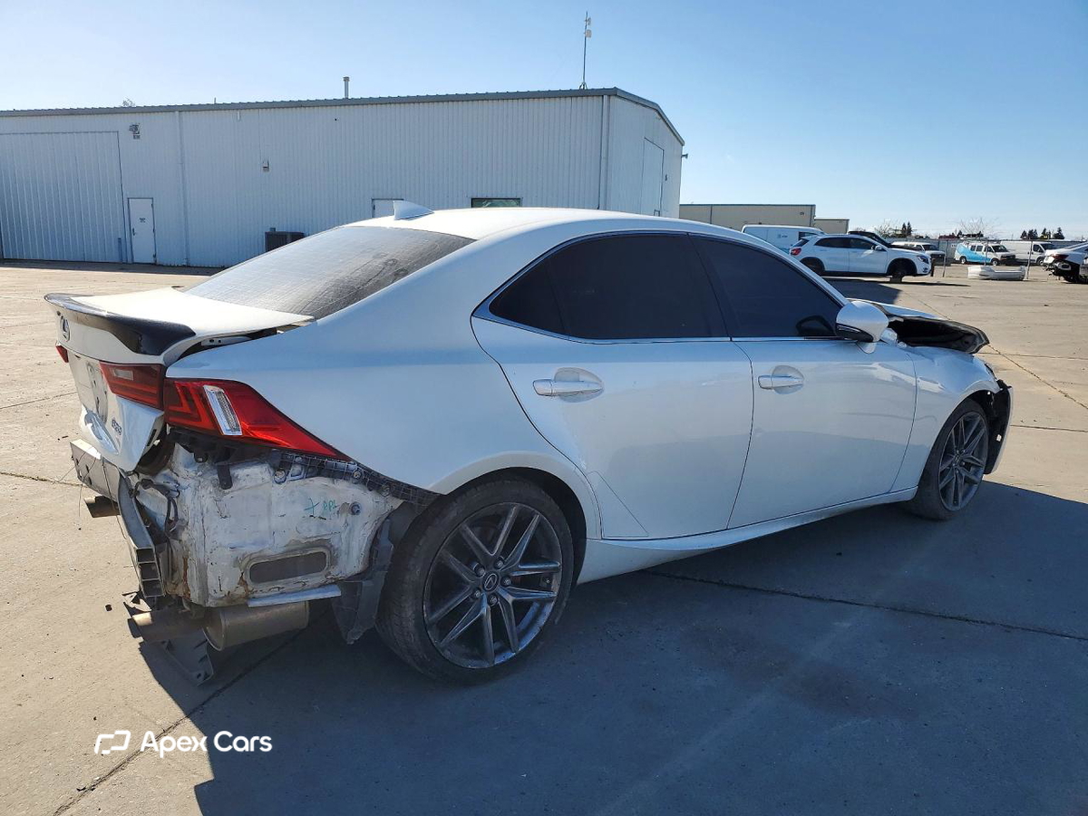 Lexus IS 2015