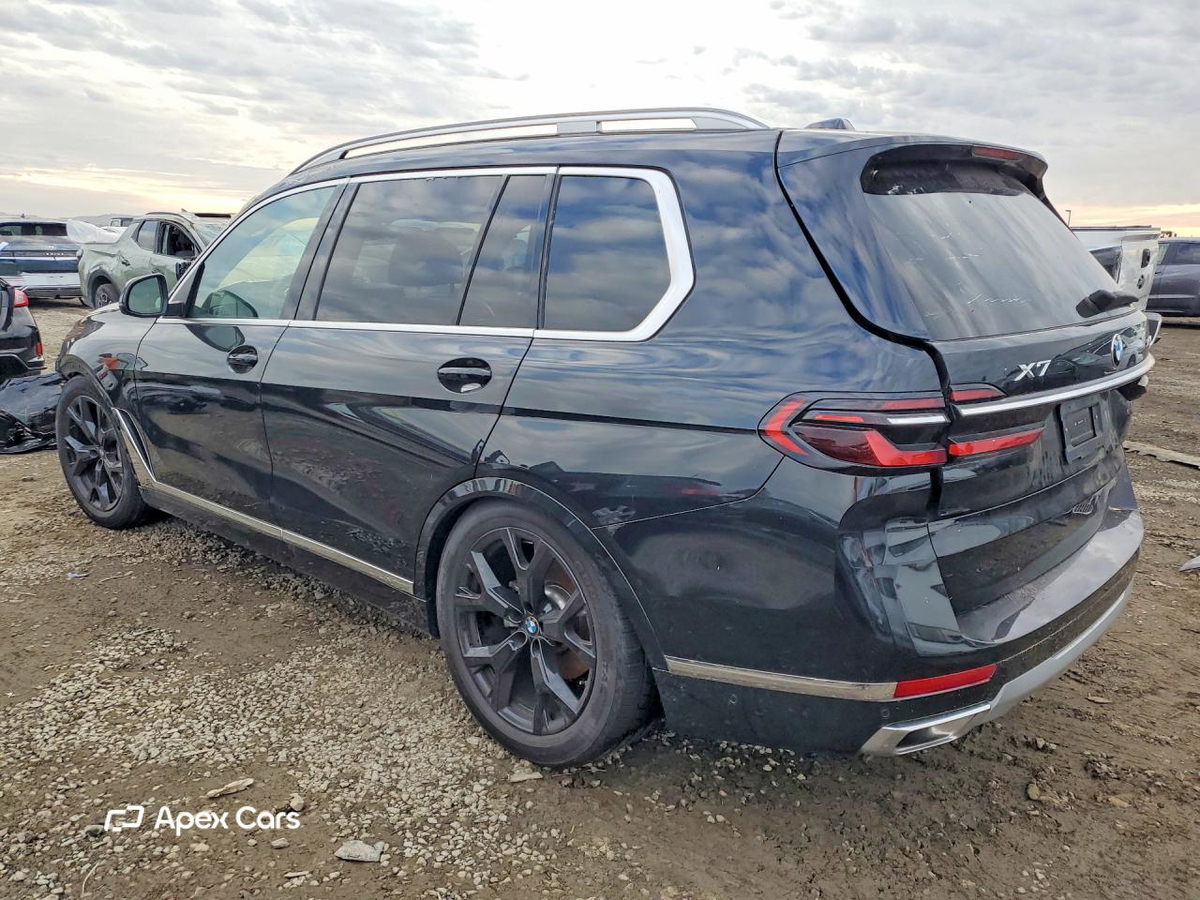 BMW X7 2025