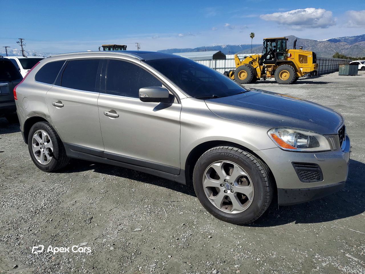 Volvo XC60 2011