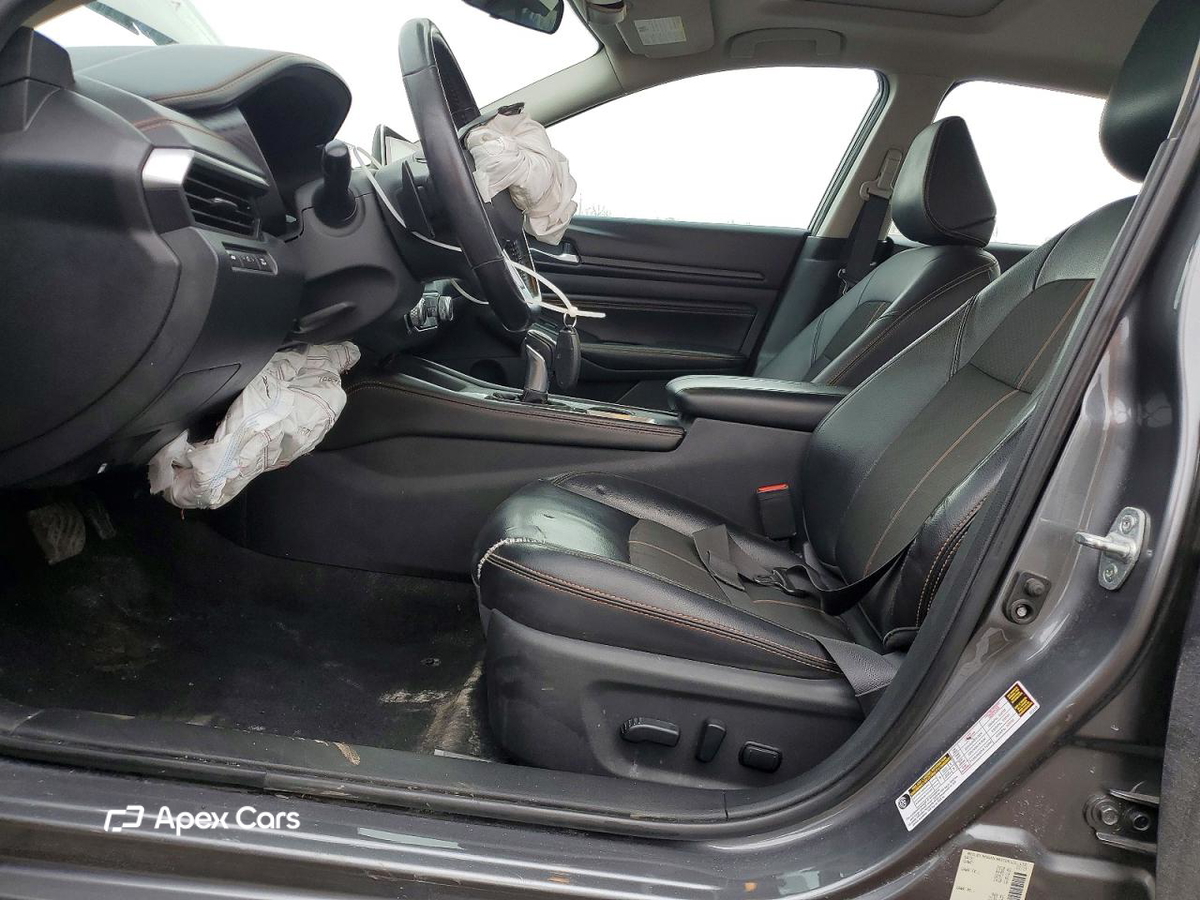 Nissan Altima 2019