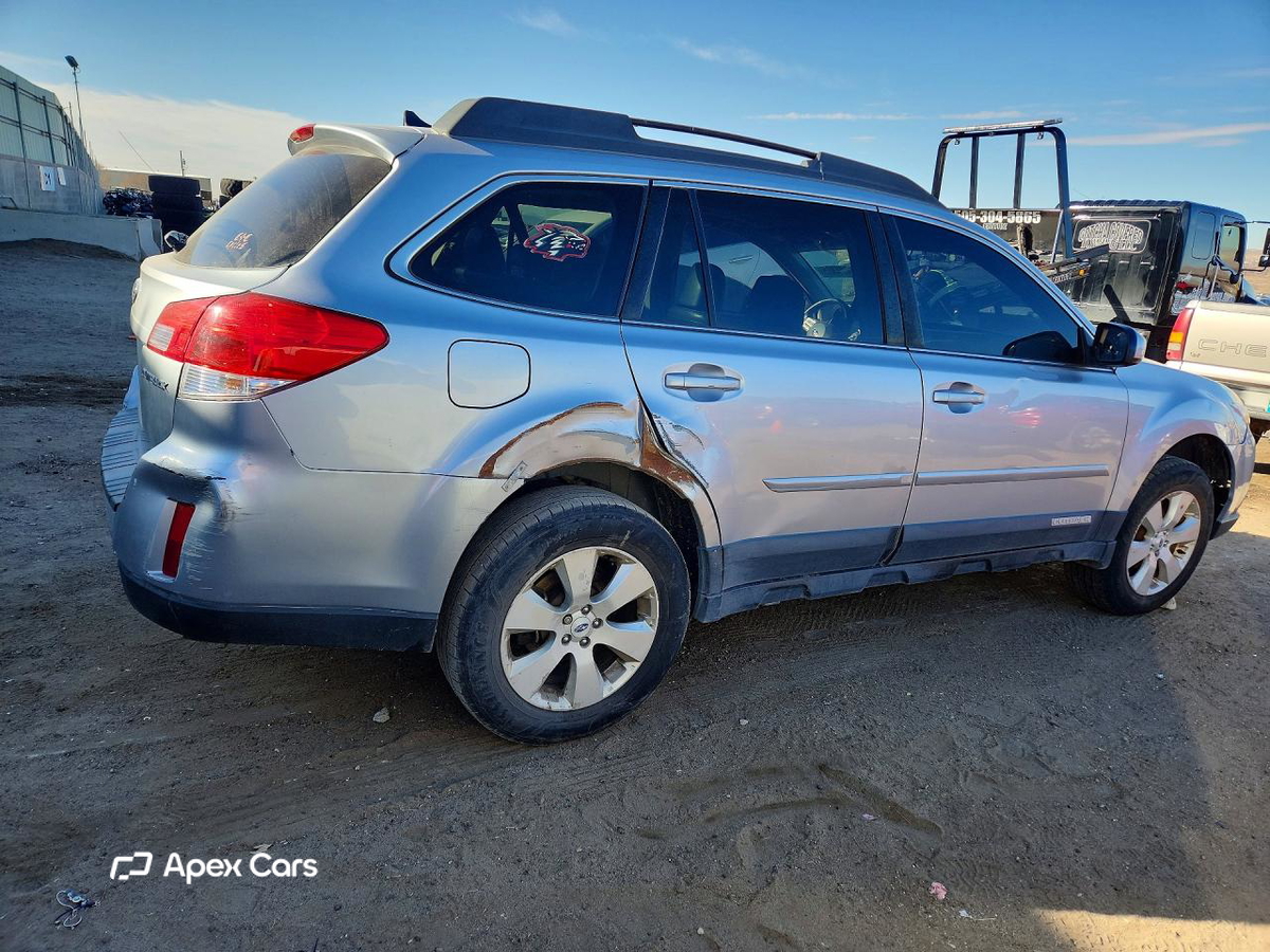 Subaru Outback 2012