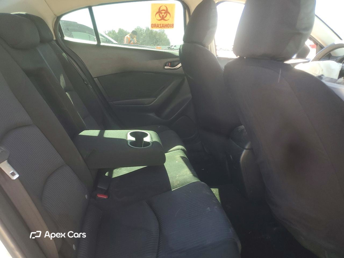 Mazda 3 2016