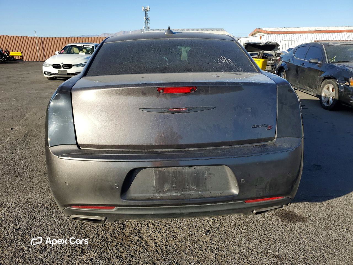 Chrysler 300 2021