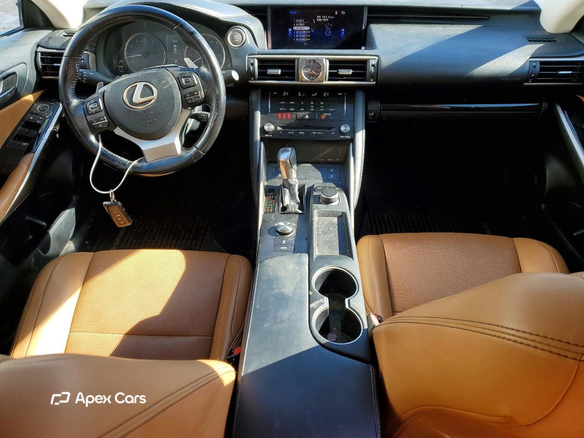 Lexus IS 2017