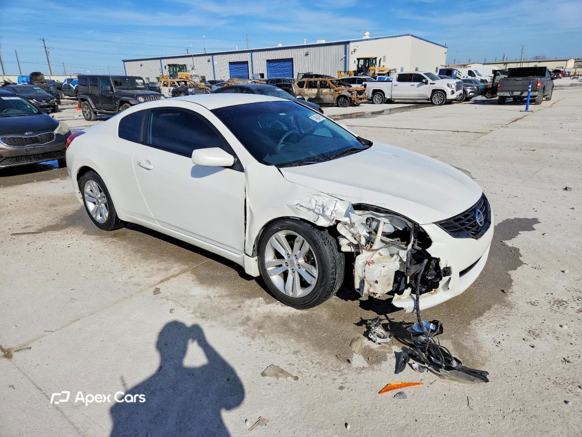 Nissan Altima 2012