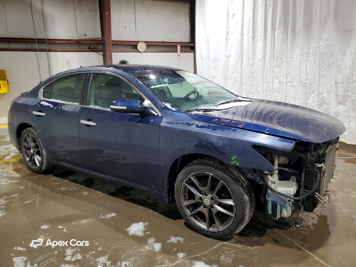 Nissan Maxima 2014