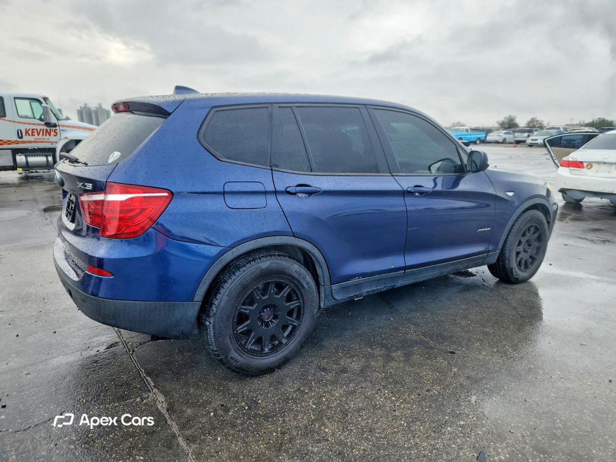 BMW X3 2011