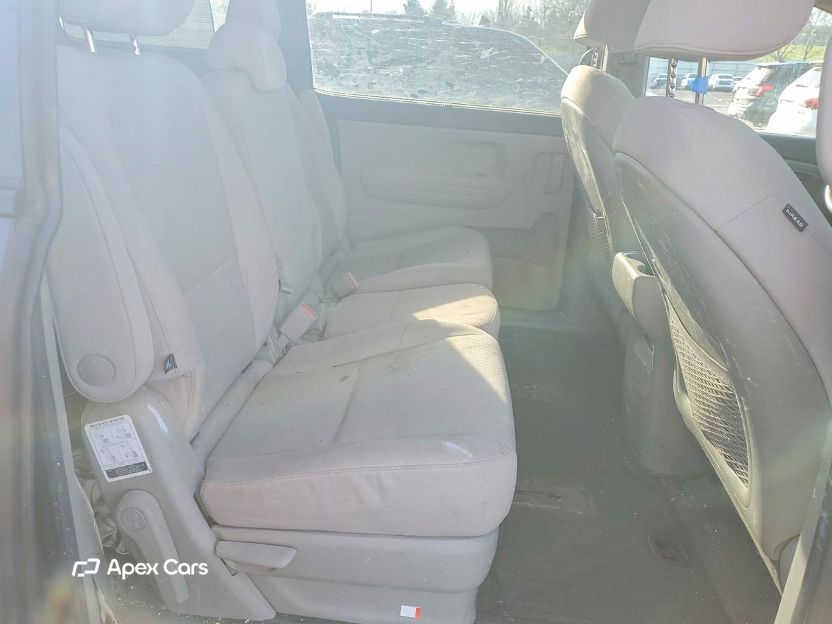 Kia Sedona 2016