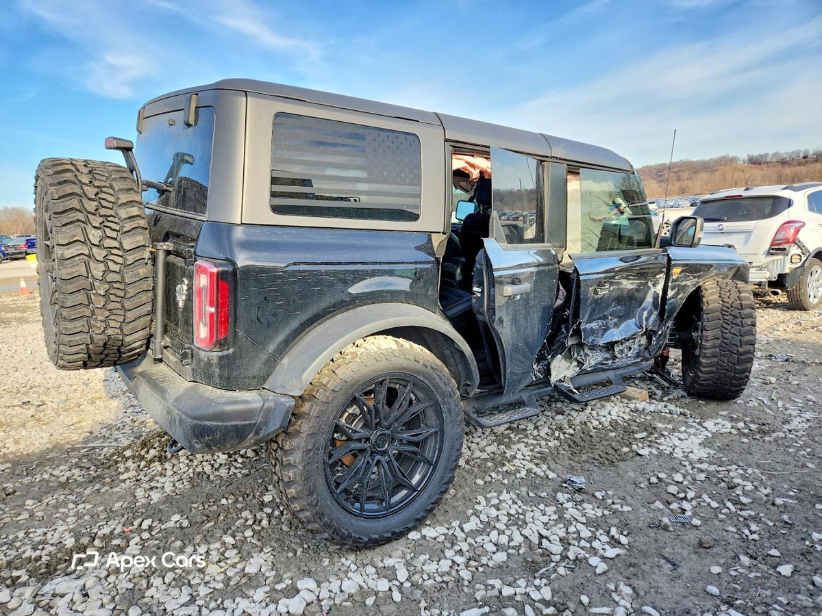 Ford Bronco 2024