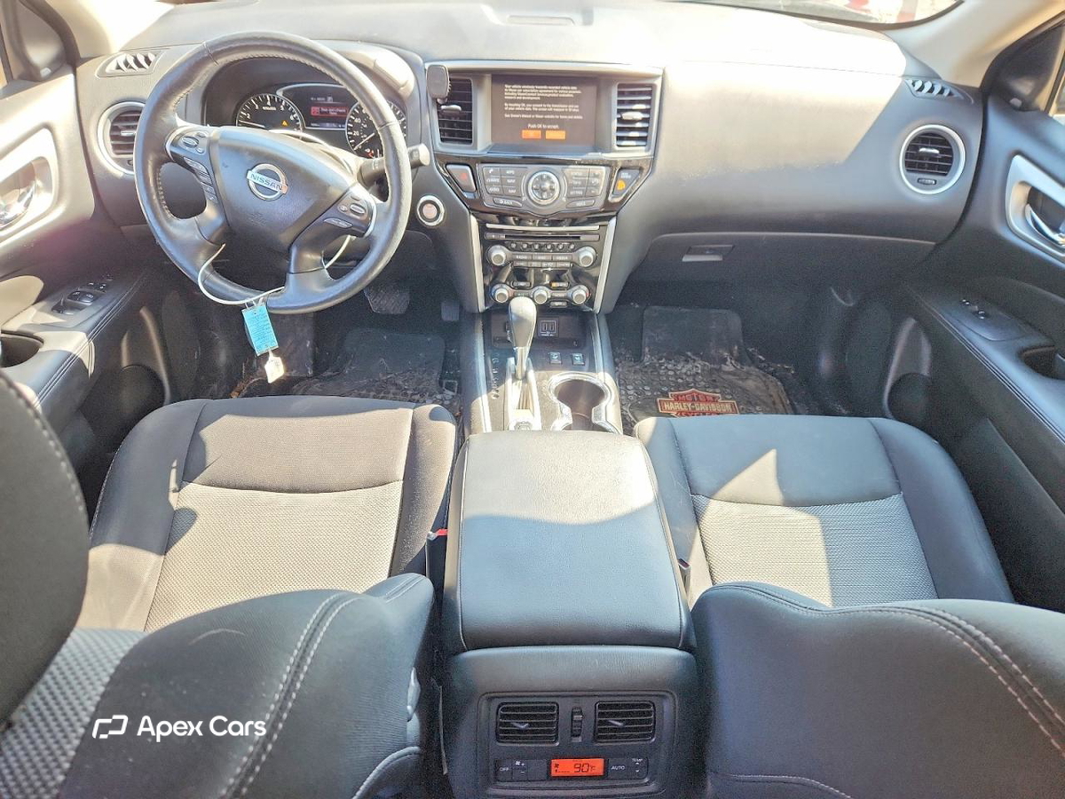 Nissan Pathfinder 2018